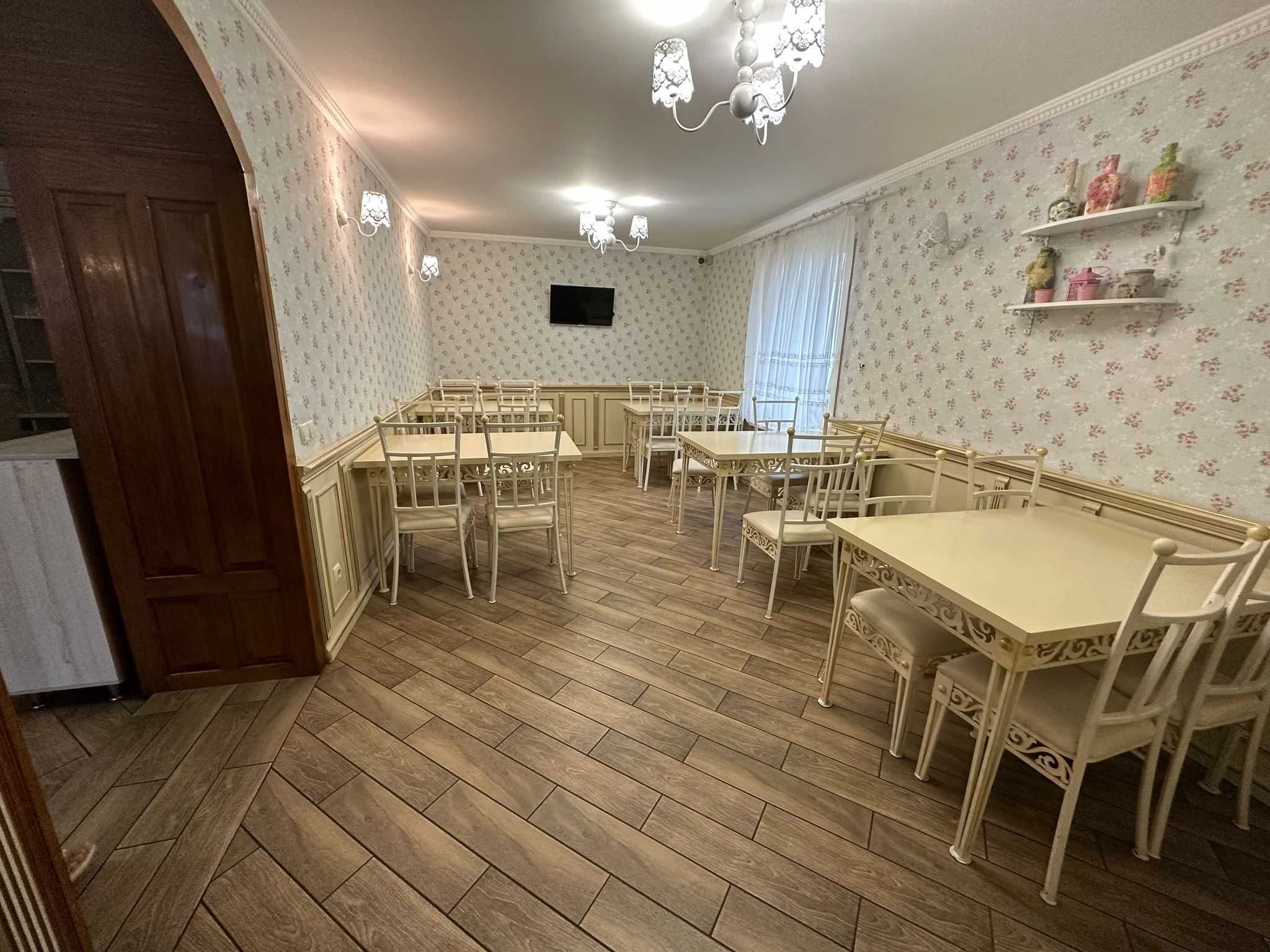 Кафе- бар продаж або оренда