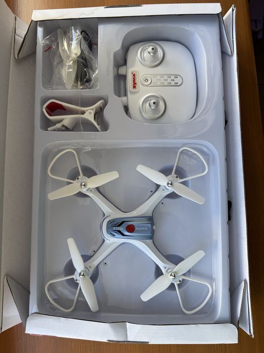 Іграшковий квадрокоптер Syma X15W із камерою білий (X15W/X15W-2)