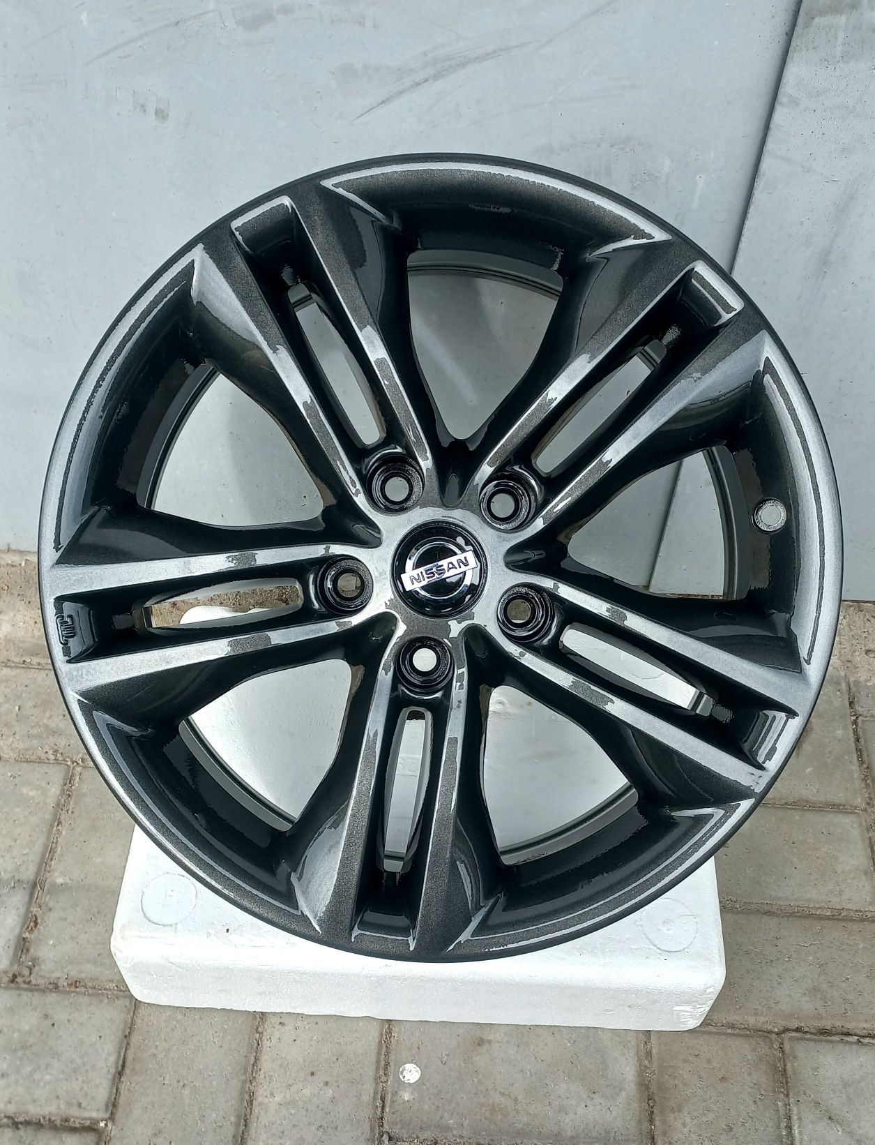Диски ОРИГІНАЛ Nissan R17 5*114.3 Rogue X-Trail Juke Qashqai Leaf
