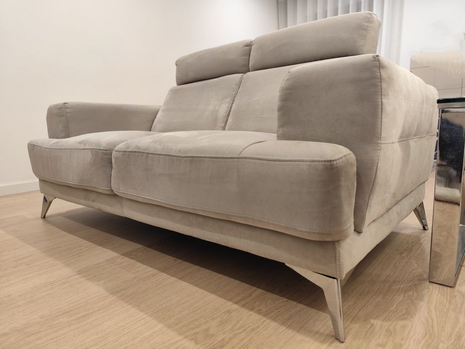 Sofá cinza/taupe Nebraska Moviflor - 2 lugares.