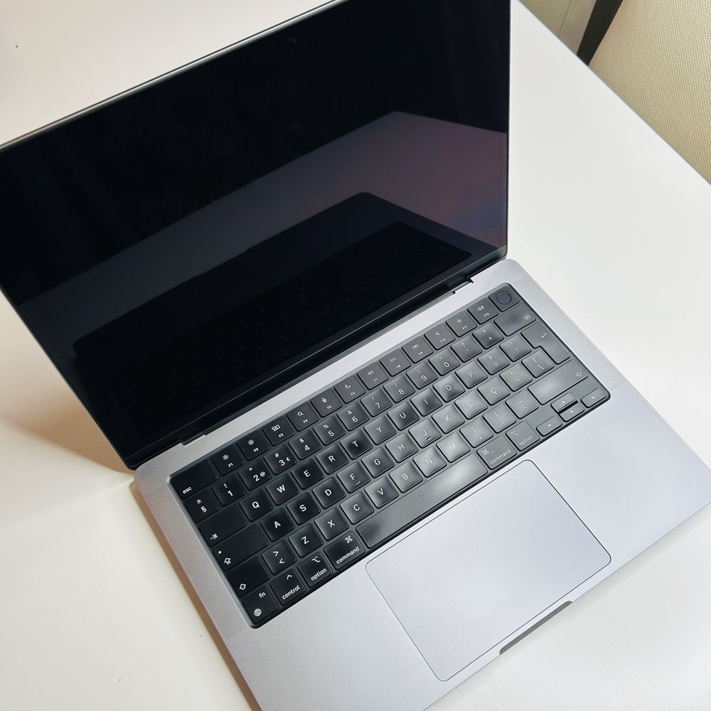 Macbook M1 Pro 14” 2021 16gb 512GB