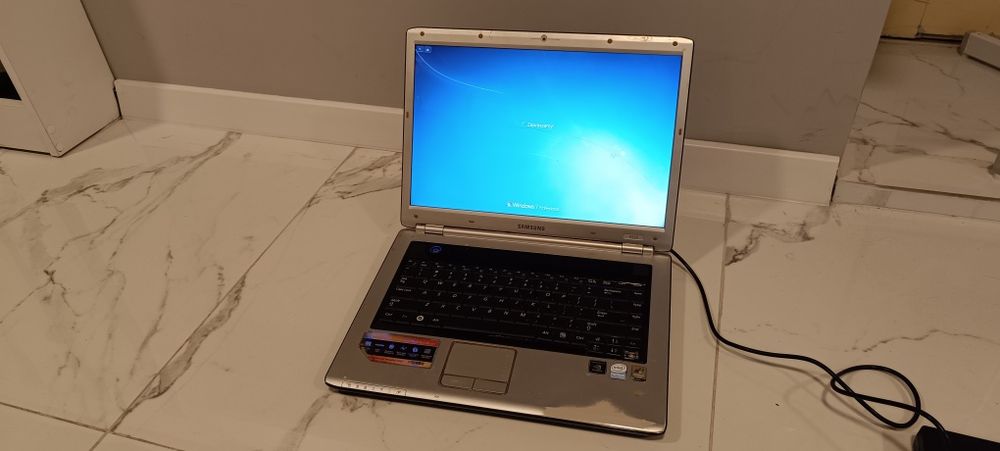 Laptop 15,4 cala windows 7 do diagnostyki