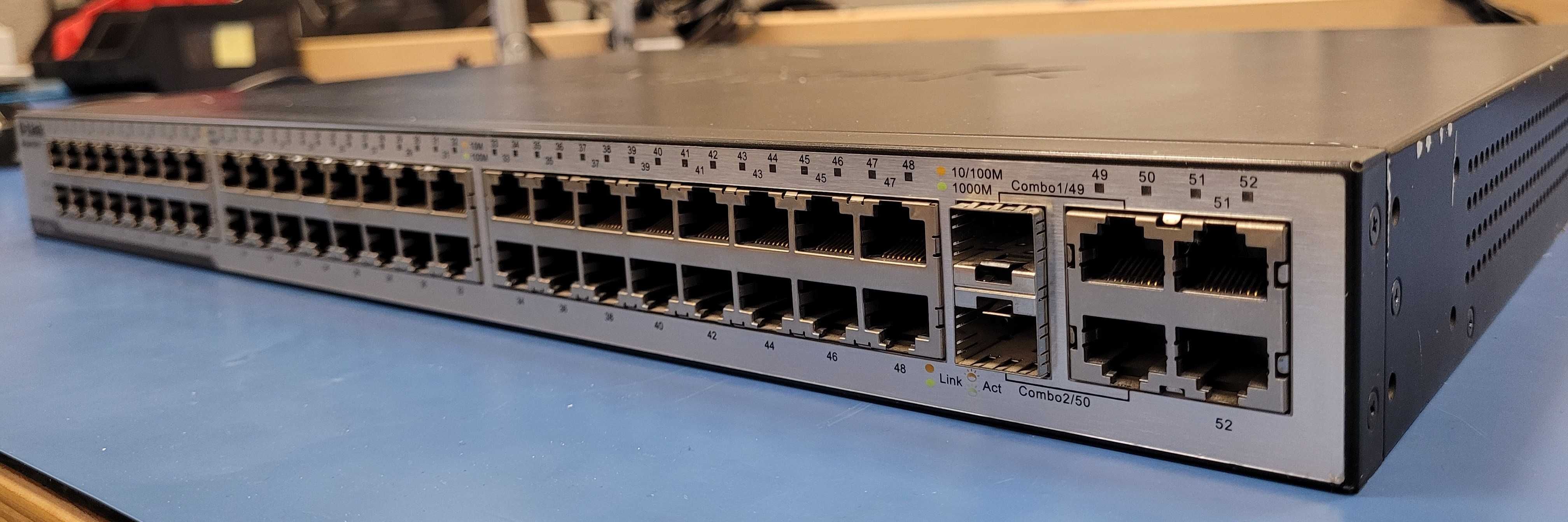 D-Link 52p DES-3052P (48x10/100Mbit 2x1Gbit 2xSFP) switch - sprawny