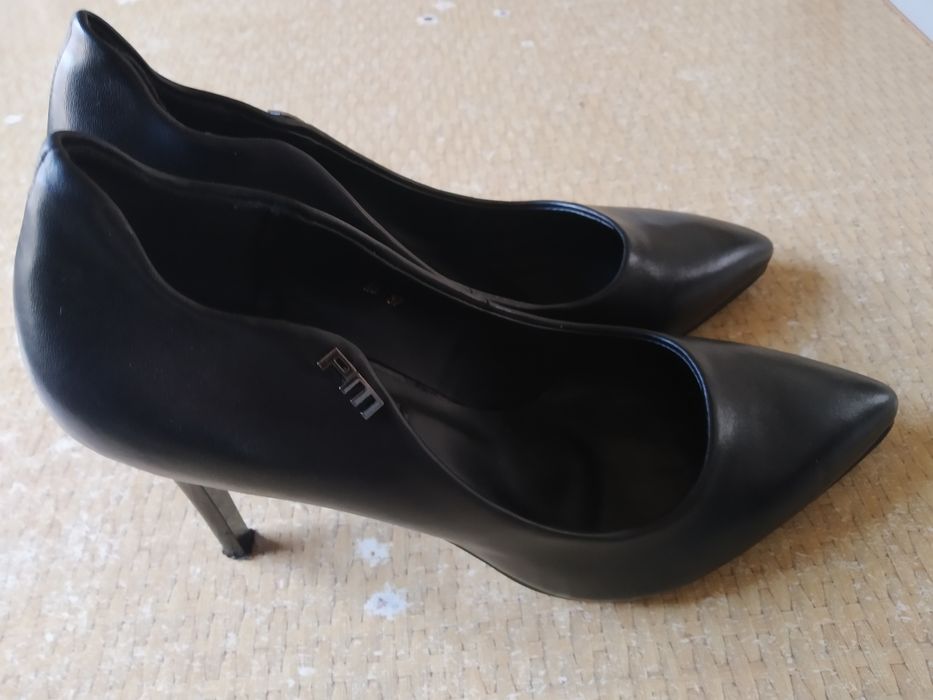 Туфлі човники чорні