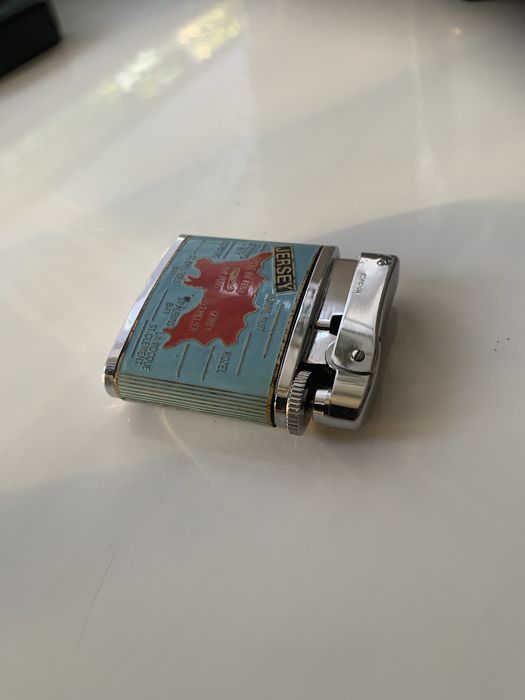 Продам зажигалку