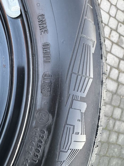 Kola Mercedes Zimowe Caloroczne 195/65r15 5x112