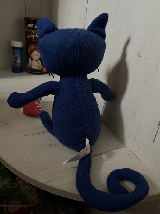 Подарю для ребенка магкую игрушку - котик