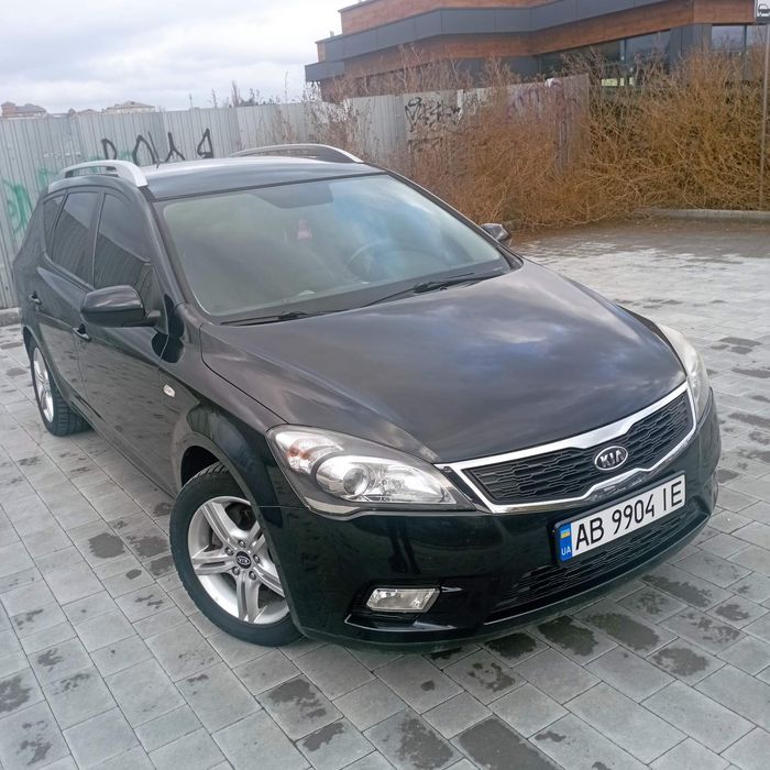 Кіа сееd 2010 року