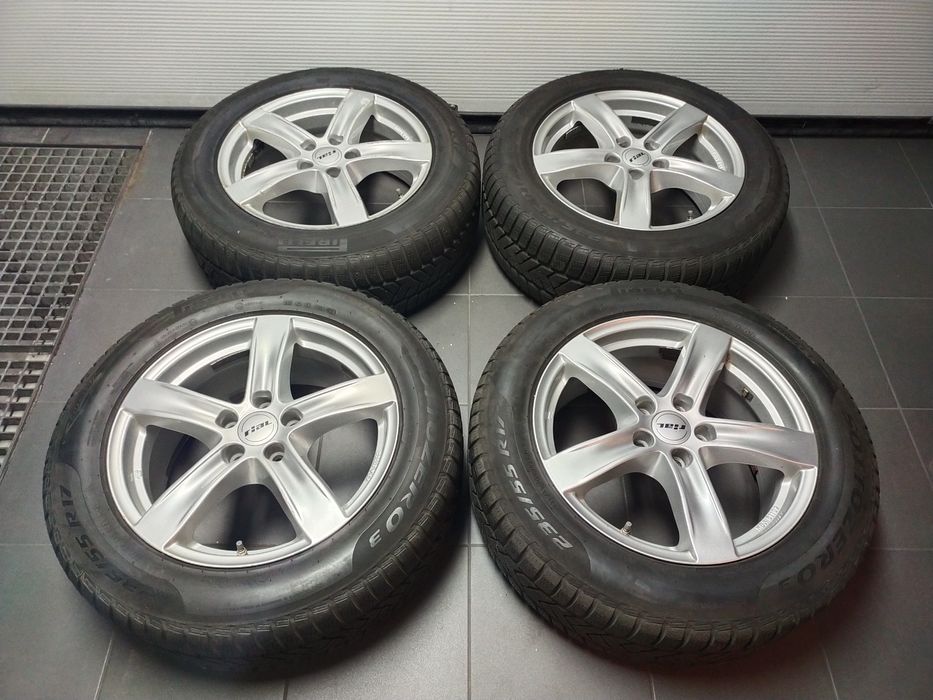 Koła felgi opony zimowe Pirelli Sottozero 3 235/55/17 Ford Volvo Citro