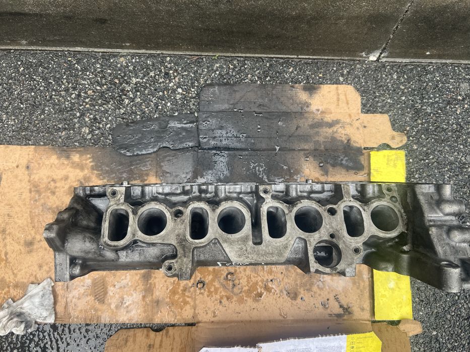 Головка блока та клапанна кришка BMW N47D20A