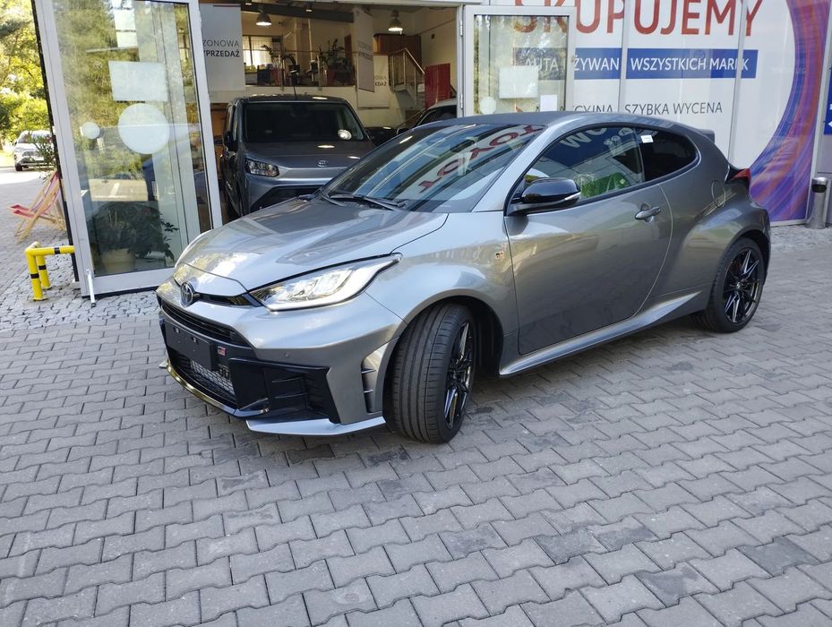 Toyota Yaris GR SPORT "od ręki"