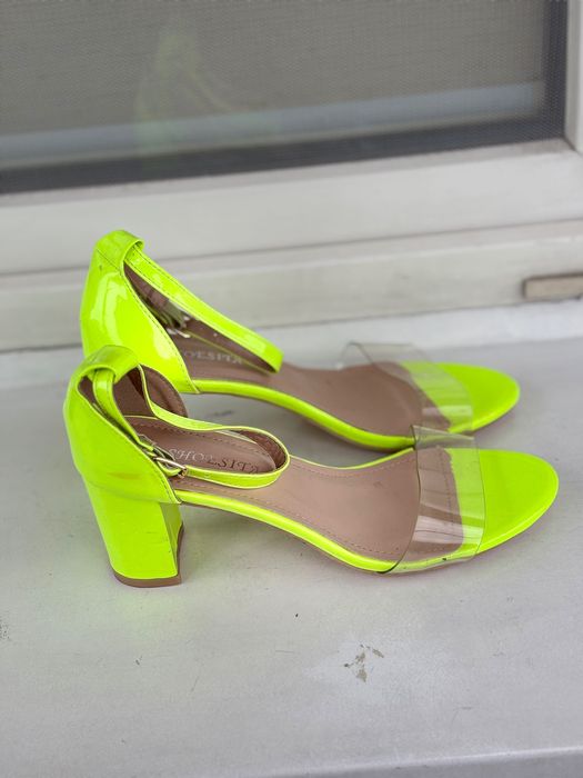 sandały na obcasie, buty na obcasie