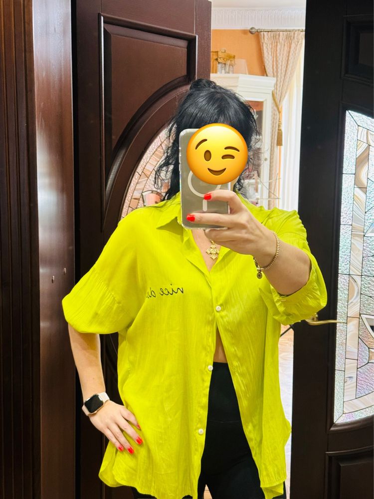 Продам яркую шелковую рубашку  Oversize