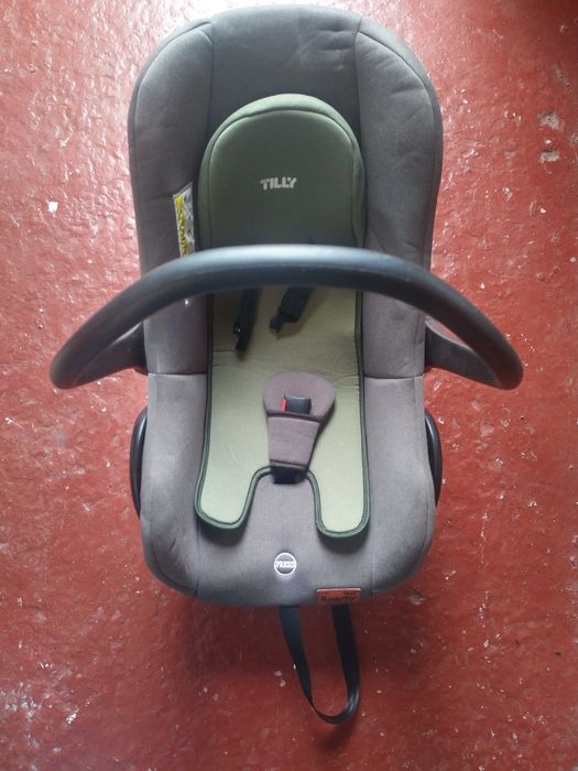 Дитяче автокрісло -переноска TILLY Sparky