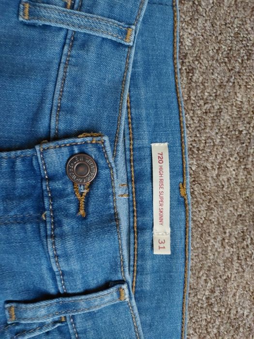 Фірмові оригінальні джинси Levi's 31W L30 (720 High Rise Super skinny)