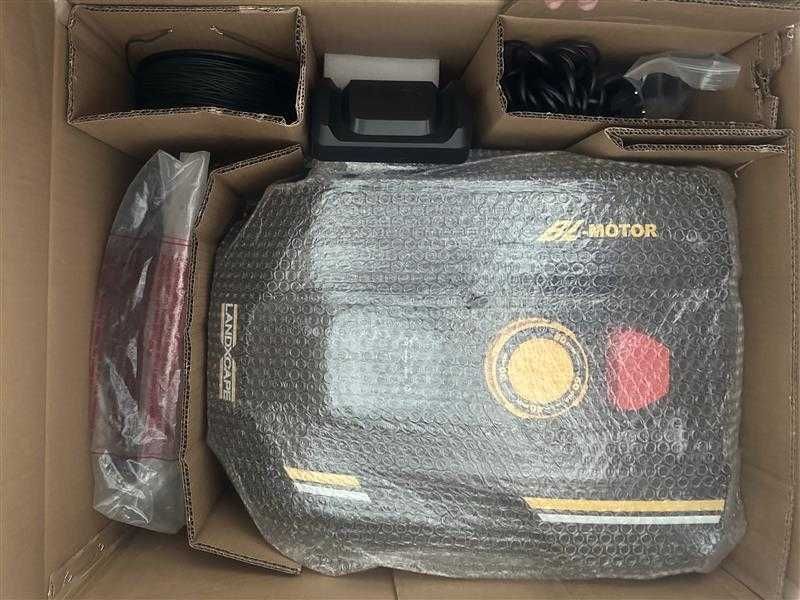 Robot koszący LandXcape LX790 600m2 20V 30-60mm
