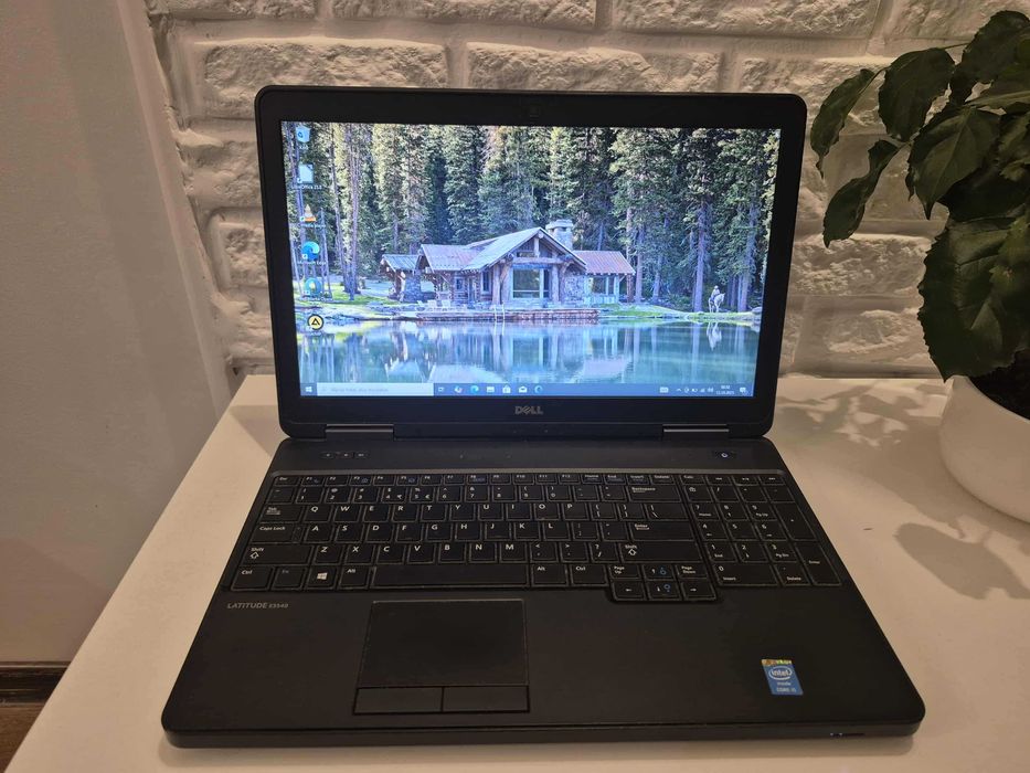 MOCNY Dell E5540 i5/16GbDDR/256SSD-Nowy/IntelHD/BATERIA-Nowa