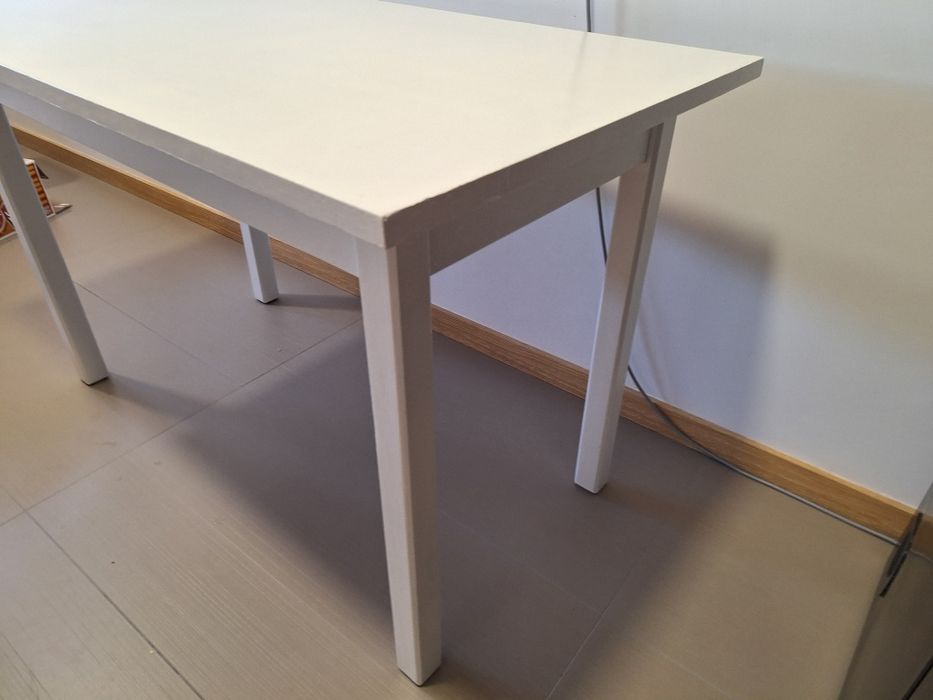 Mesa branca madeira