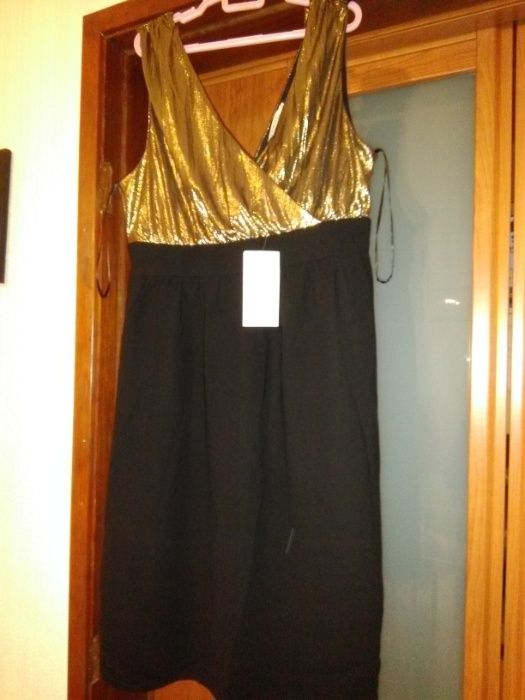 Vestidos Preto ou Preto/Dourado