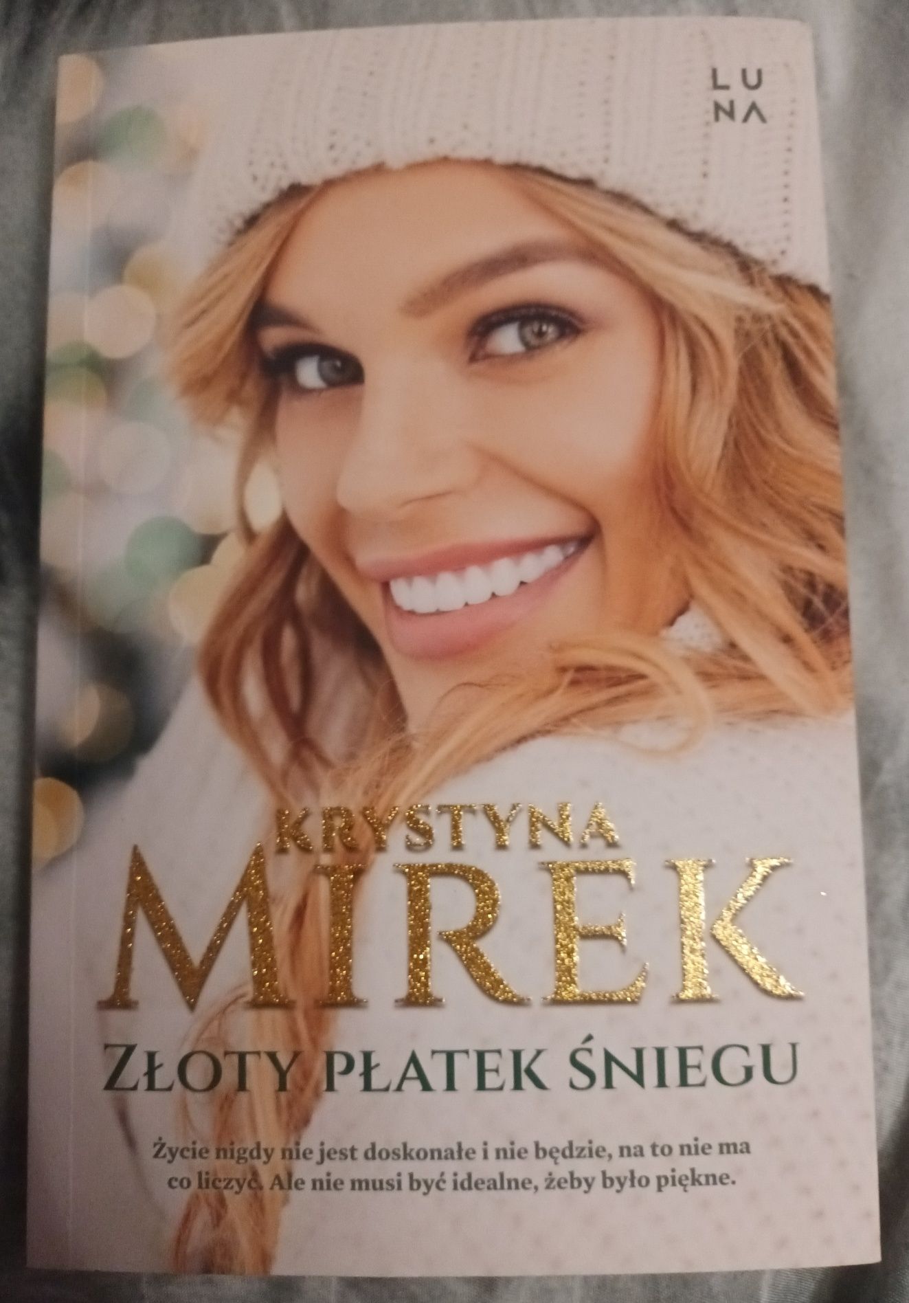 Złoty płatek śniegu Krystyna Mirek
