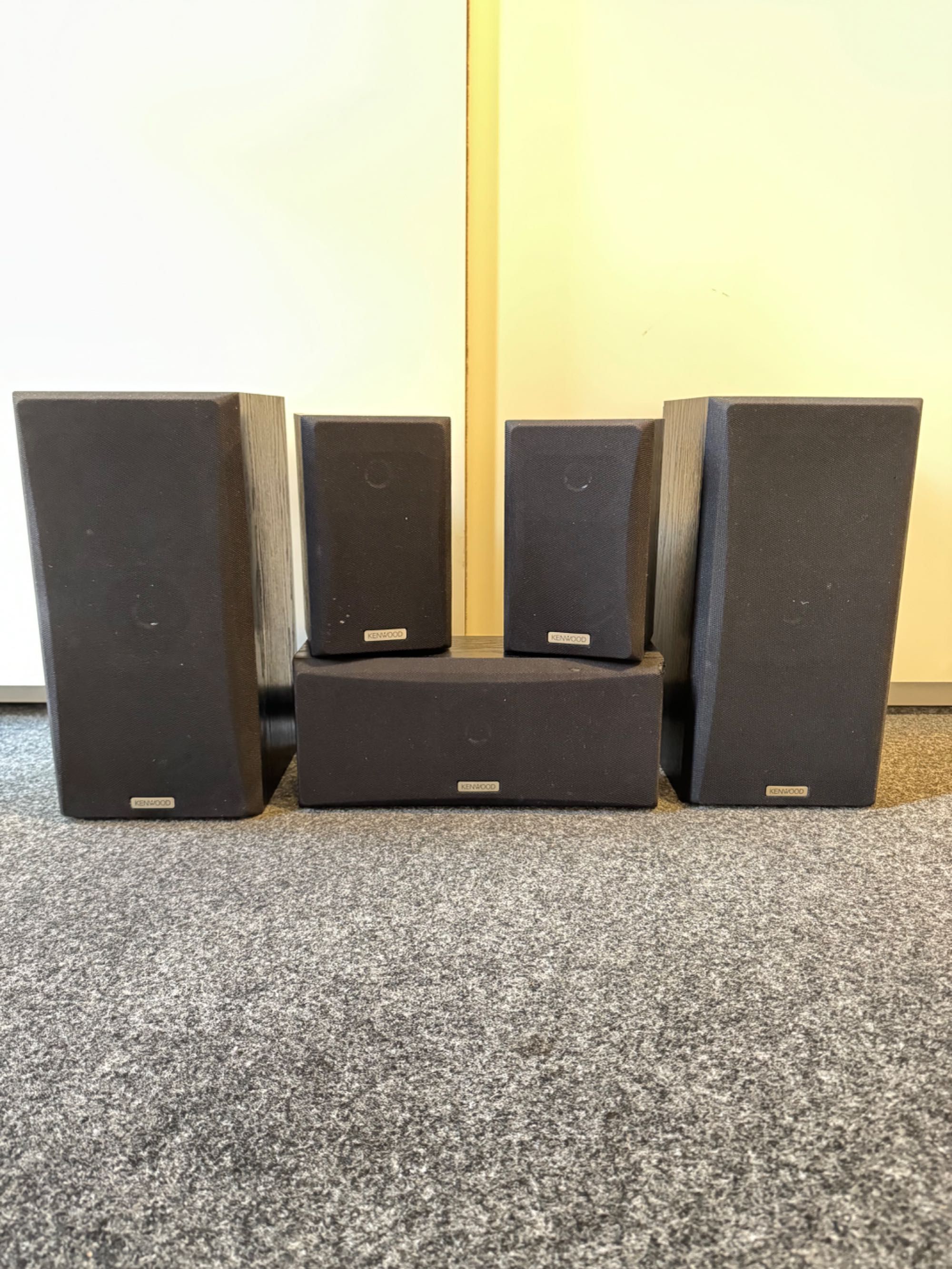 Amplituner Kenwood VR-606 z subwooferem i głośnikami