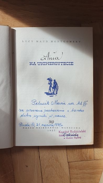Książki z  1957 roku "Ania z Avonlea" i "Ania na uniwersytecie"