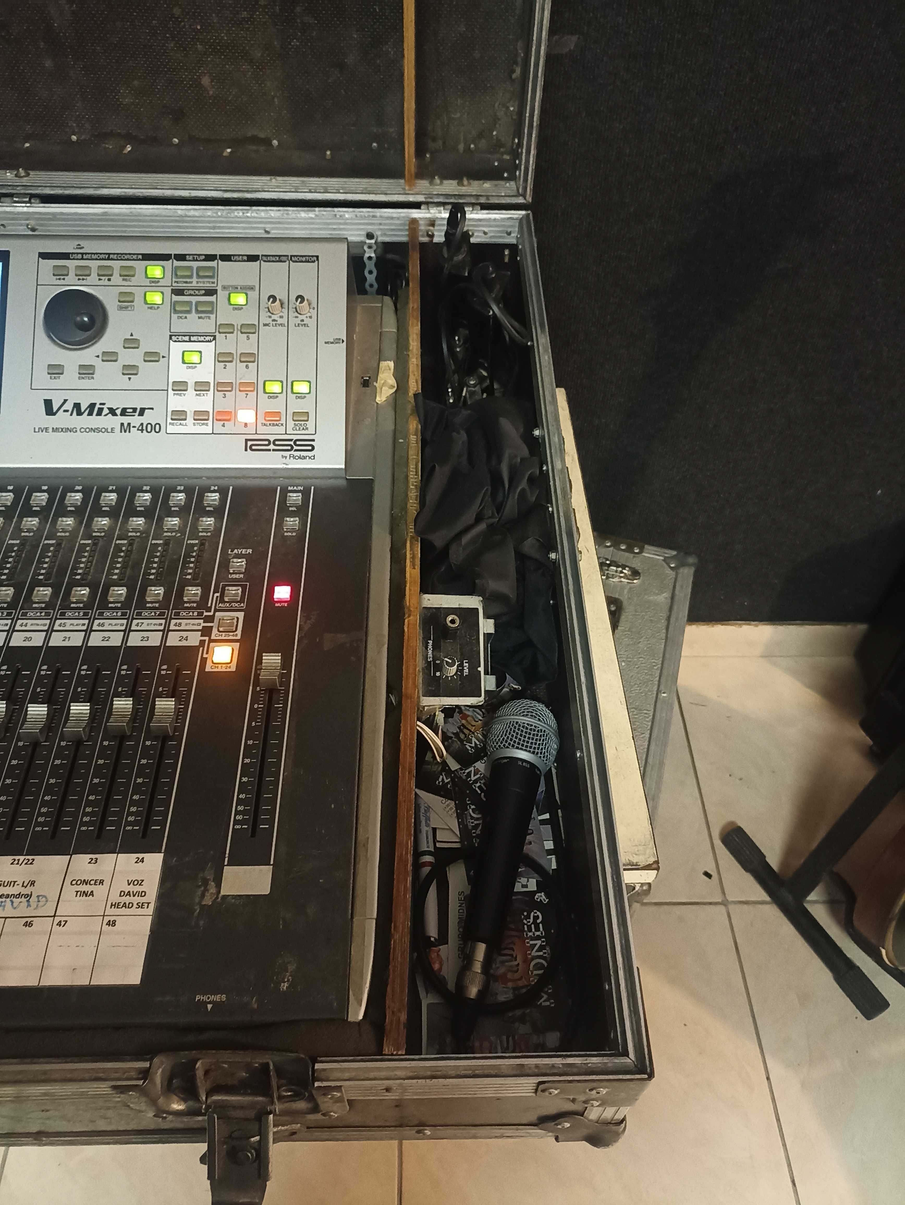 MESA MISTURA ROLAND M400 + Cabo Multicore 50m