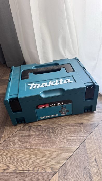 Frezarka górnowrzecionowa Makita nowa RP1111CJ, gwarancja +makpack