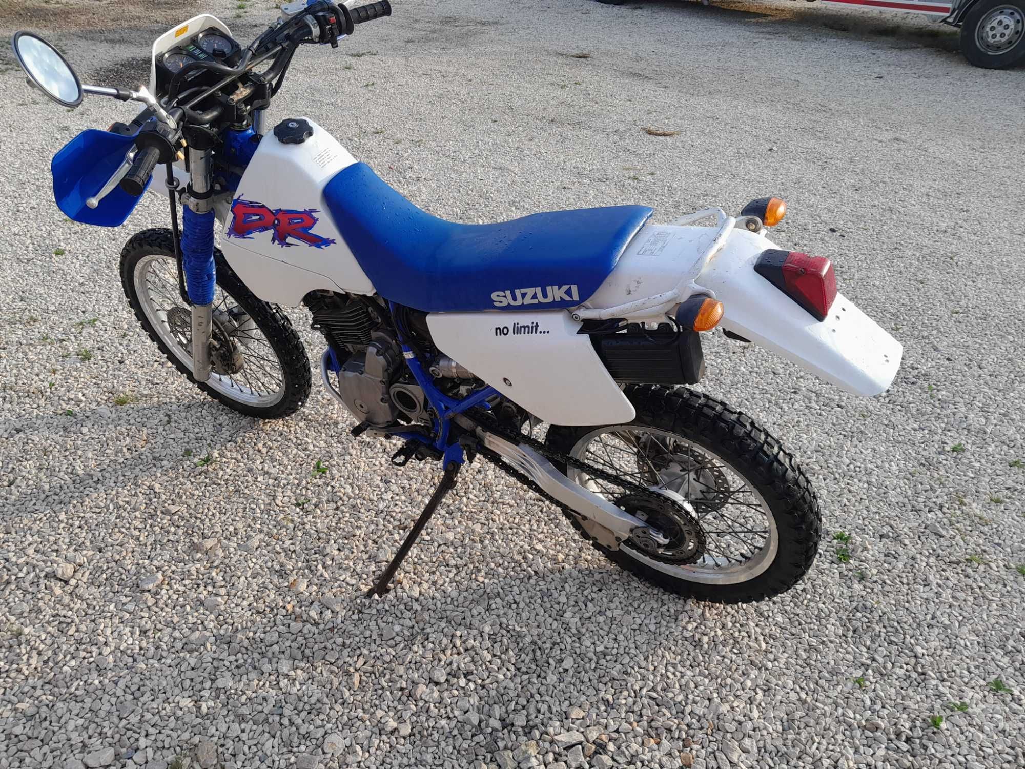 suzuki DR 350 .,
