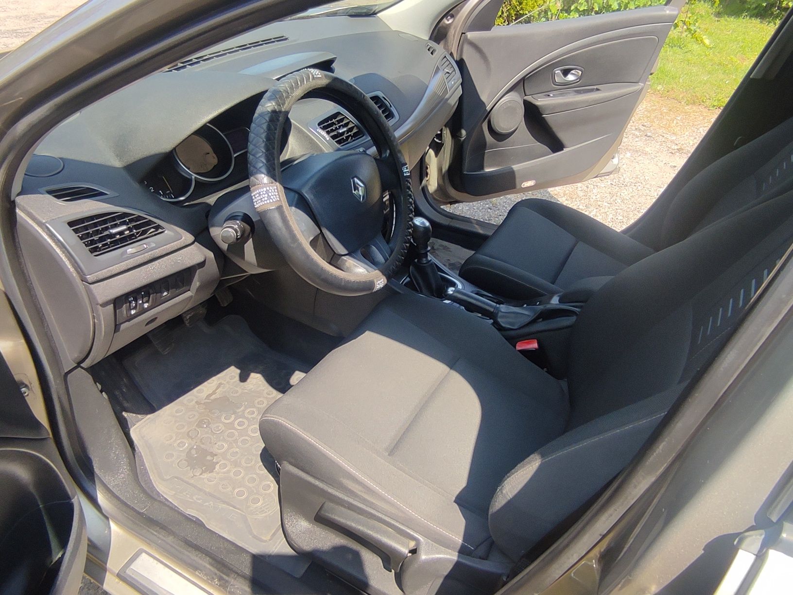 Renault Megane III HB 1.6 benzyna