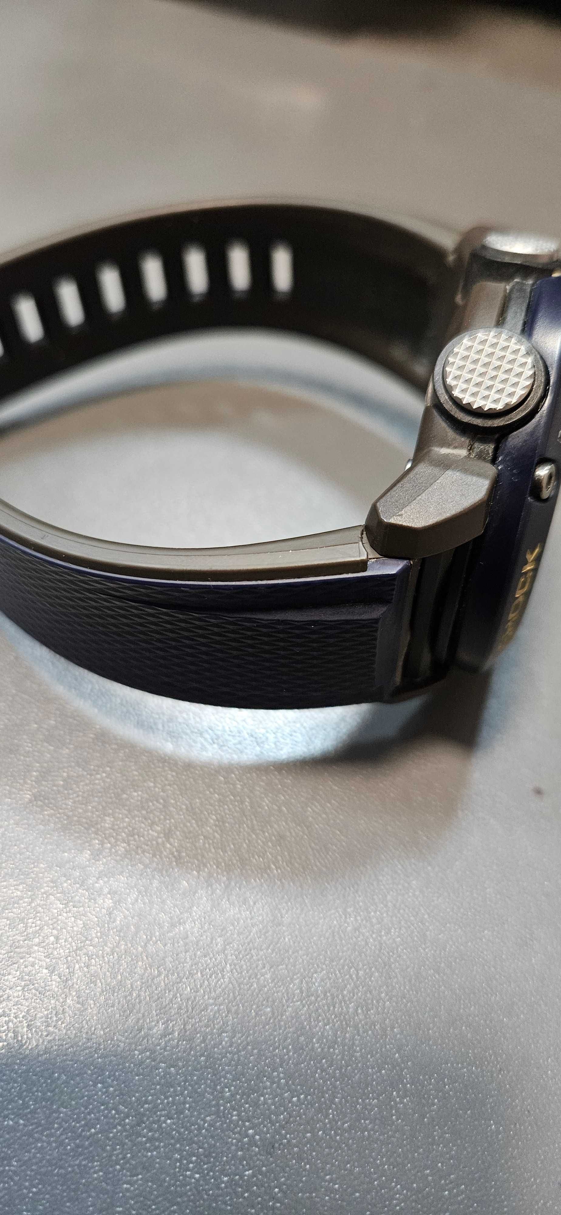 Zegarek męski Casio G-shock  GA-2000 carbon core guard