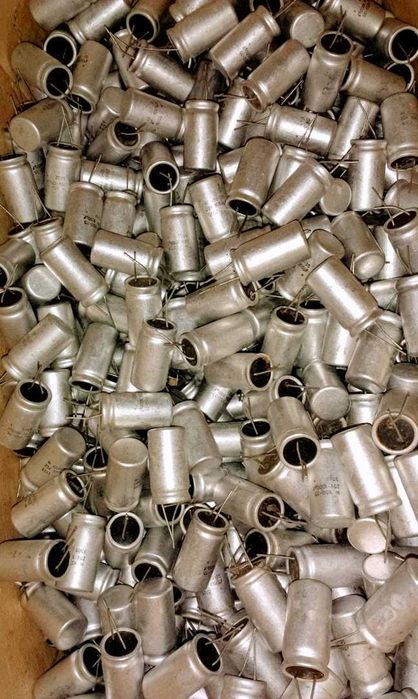 Лампы коммутаторные КМ60-50, конденсаторы К50-35 1000 мF 25V