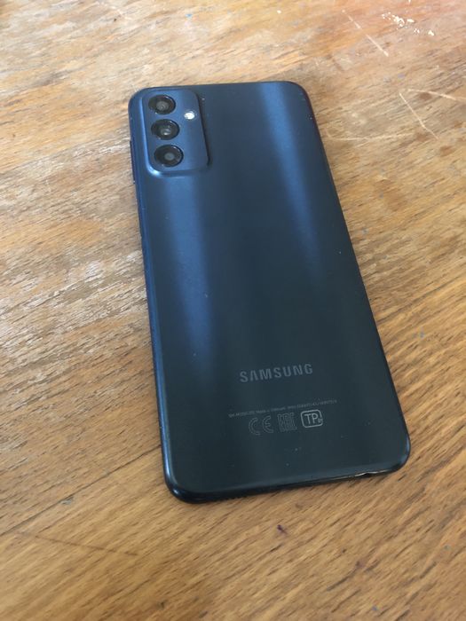 Продам телефон Samsung galaxy m13