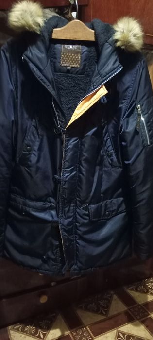 Продам зимнюю куртку Alaska egret classic