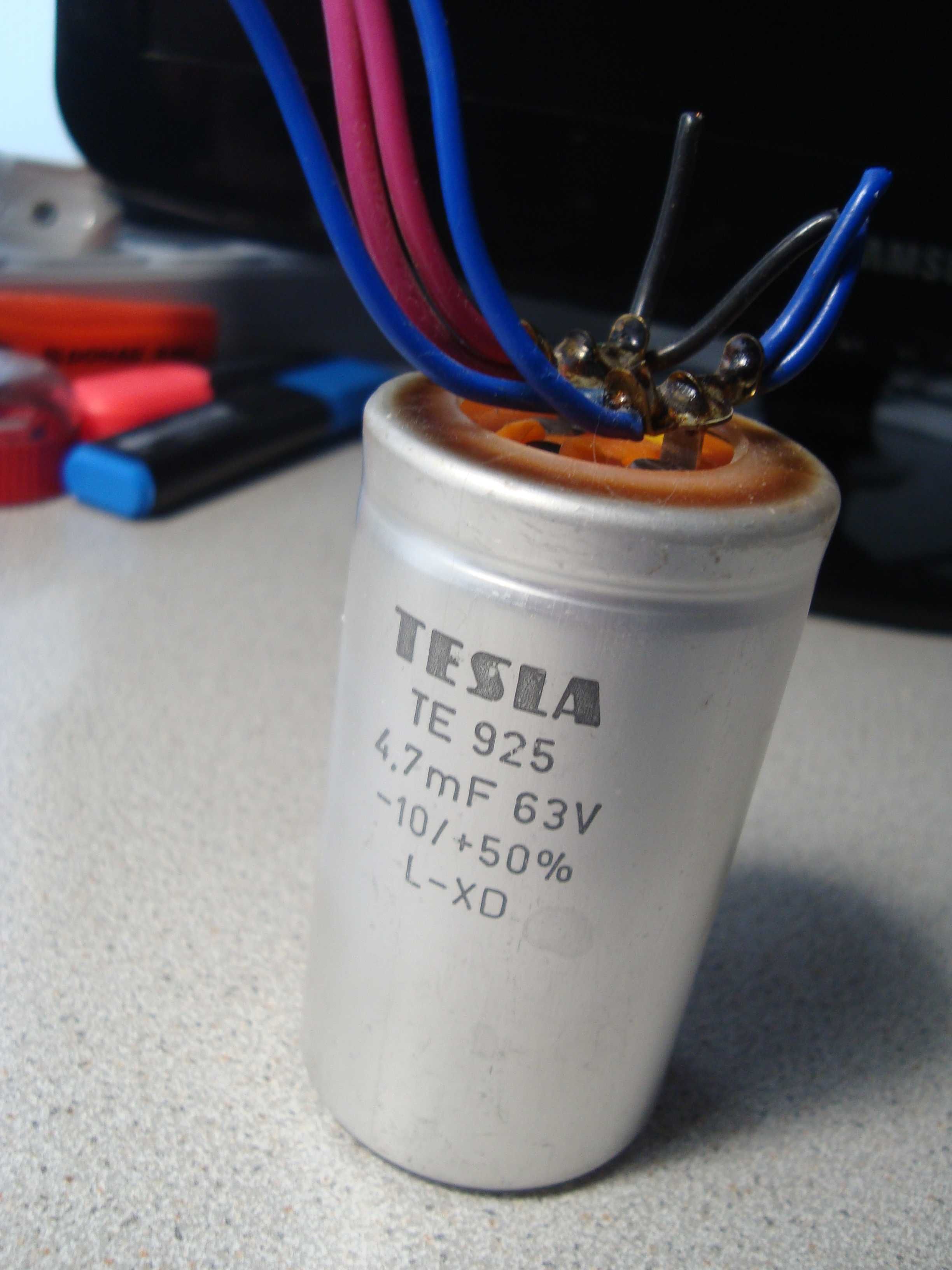 Конденсаторы Tesla TE-925 4,7 mF, 63V, -10/+50%, L-XD - 10 шт.