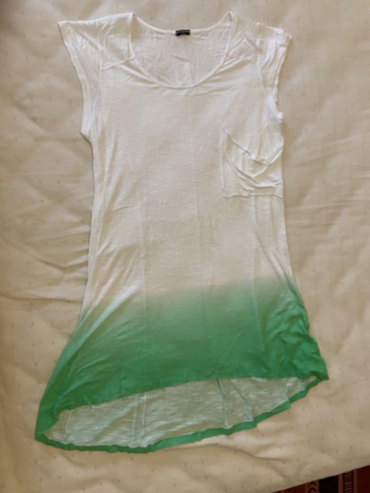 Vestido médio de manga curta branco e verde Calzedónia