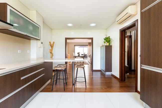 MORADIA T3 com suite, varanda e terraço