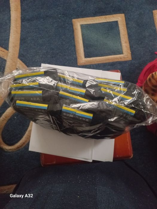 Продам нові чоловічі махрові шкарпетки,,Нова Лінія''.Ціна 30 грн/пара.