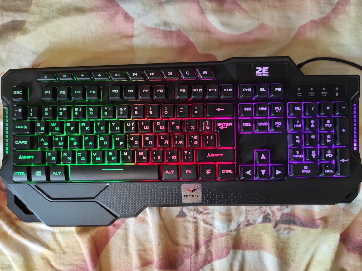 Клавіатура 2E Gaming KG340