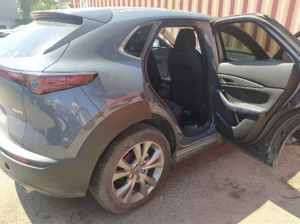 Продам mazda cx30 Европа