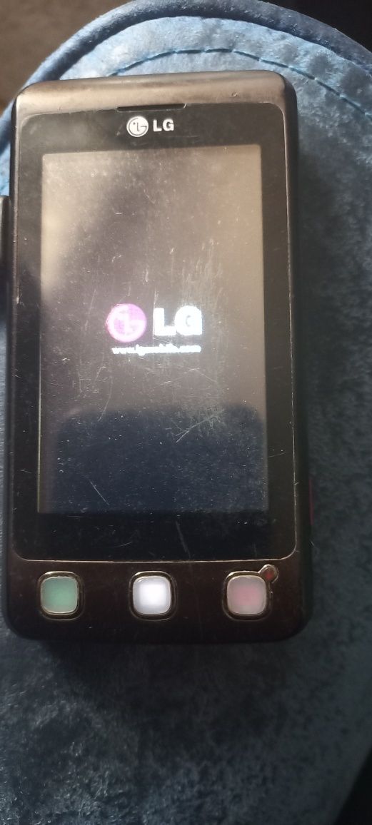 телефон смартфон LG