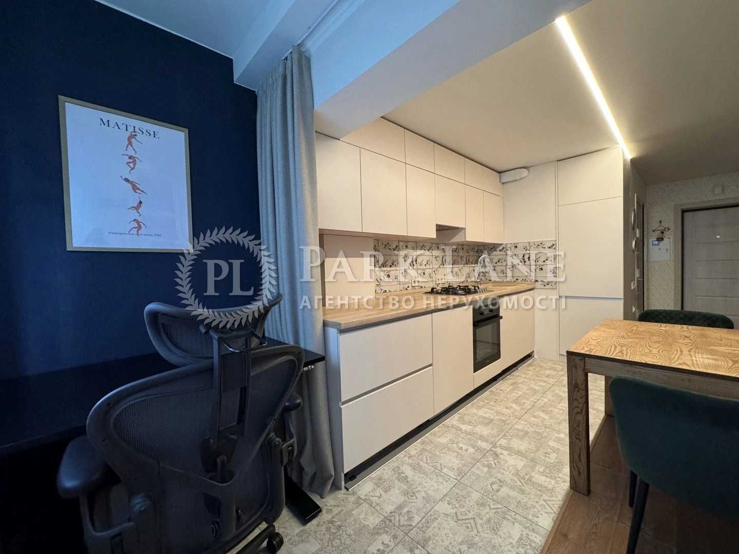 КПІ, квартира з ремонтом, центр, Молдавська 5, без %