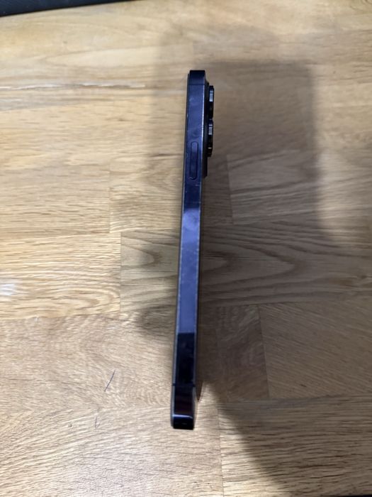 Продам айфон 14 про макс на 256 ГБ