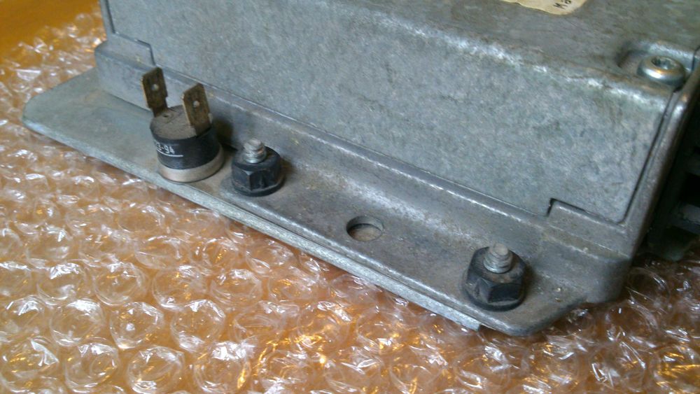 Блок управления двигателя (ЭБУ) Siemens 90378653