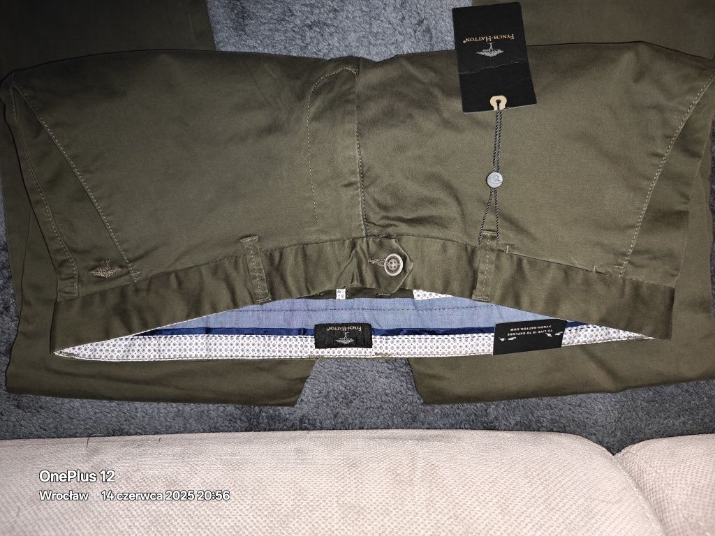 Nowe spodnie Fynch-Hatton chinosy khaki – rozm. XL