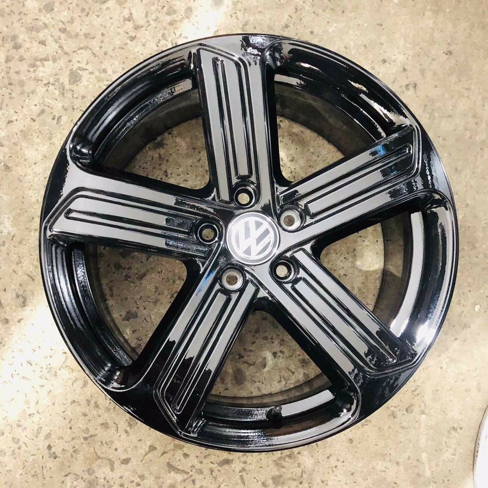 r18 5x112 VW R-Line /GTI Golf Jetta Passat Tiguan Original