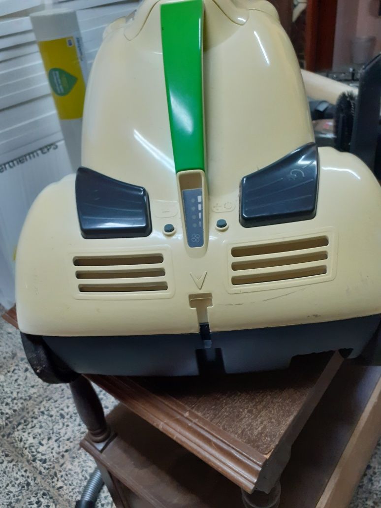 Aspirador ecológico Poli