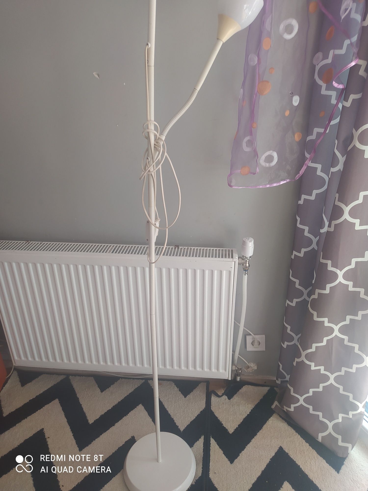 Sprzedam lampę stojącą
