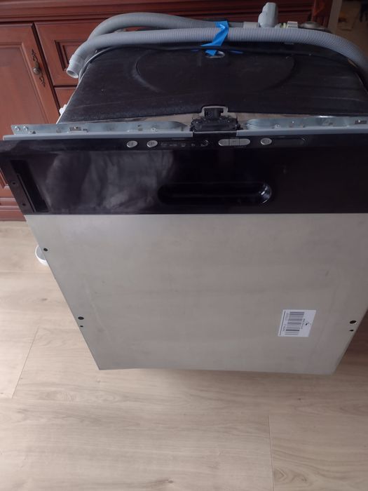 zmywarka hisense uszkodzona