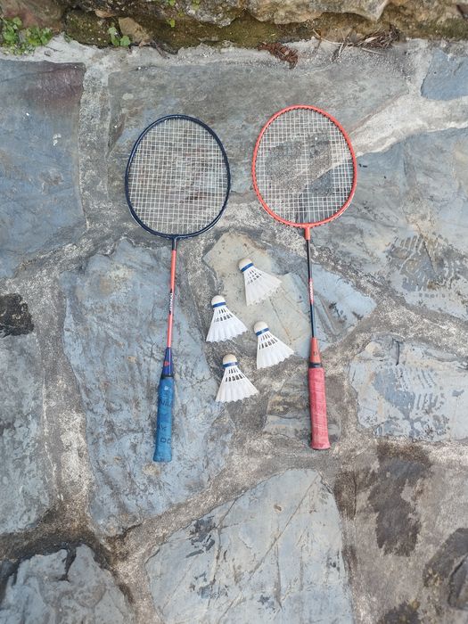 2 Raquetes de badminton